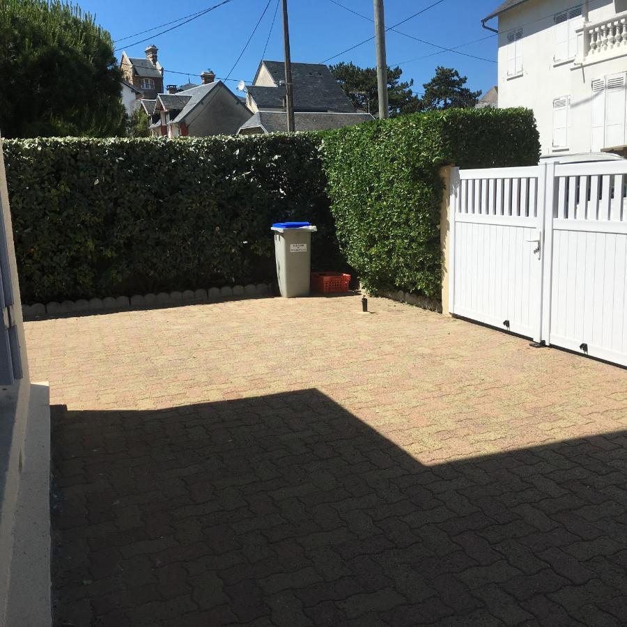 Baie Mt St Michel , Jullouville , Villa Caprice Rdc , 50 M Mer ,7 Pers , Pres Plage Dday Buitenkant foto